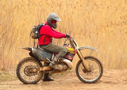 03 équipements à avoir pour l’été si vous faites de la moto